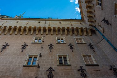 Slovakya 'daki Bojnice şatosunun avlusu.