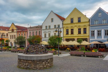 Zilina, Slovakya 'daki Marianske isim meydanının gün doğumu manzarası.