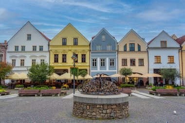 Zilina, Slovakya 'daki Marianske isim meydanının gün doğumu manzarası.