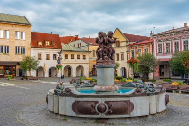 Zilina, Slovakya 'daki Marianske isim meydanının gün doğumu manzarası.