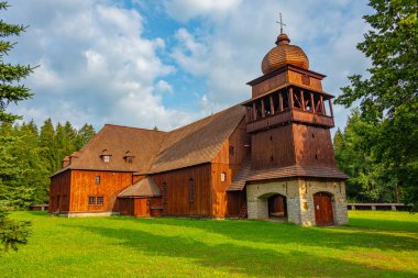 Slovakya 'daki Svaty Kriz Ahşap Sanatsal Kilisesi.