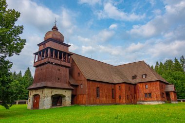 Slovakya 'daki Svaty Kriz Ahşap Sanatsal Kilisesi.