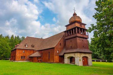 Slovakya 'daki Svaty Kriz Ahşap Sanatsal Kilisesi.