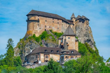 Slovakya 'daki Orava kalesinin Panorama manzarası.