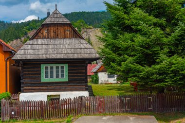 Podbiel, Slovakya 'da geleneksel halk mimarisi.