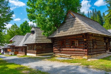 Slovakya 'daki Orava Village Müzesi' nde geleneksel mimari.