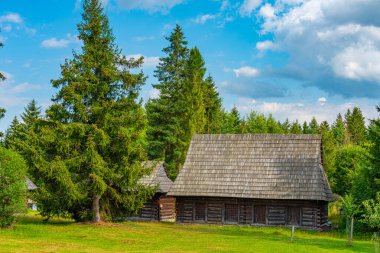 Pribylina, Slovakya 'daki Liptov Village Müzesi' nde geleneksel mimari.