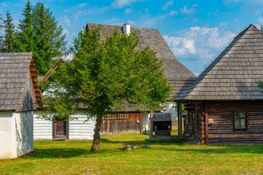 Pribylina, Slovakya 'daki Liptov Village Müzesi' nde geleneksel mimari.