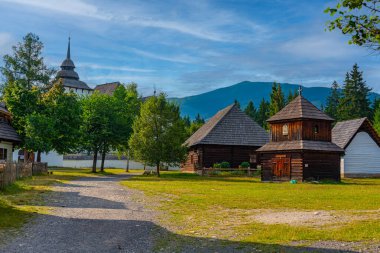 Pribylina, Slovakya 'daki Liptov Village Müzesi' nde geleneksel mimari.