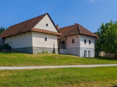 Slovakya 'nın Martin kentindeki Slovak Köy Müzesi' nde geleneksel mimari.