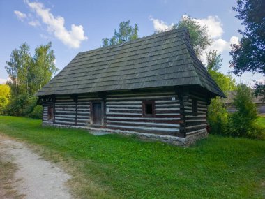 Slovakya 'nın Martin kentindeki Slovak Köy Müzesi' nde geleneksel mimari.