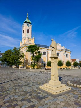 Topolcany, Slovakya 'da Bakire Meryem Varsayımı Kilisesi.