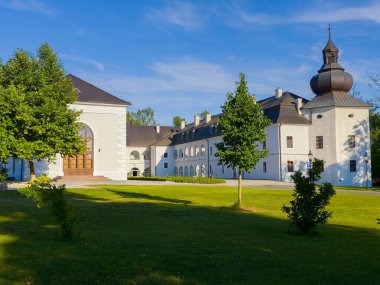 Slovakya Oponice 'de Şato Uygulaması.