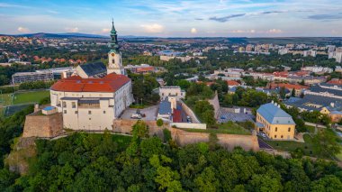 Slovakya 'daki Nitra kalesinin Panorama manzarası.