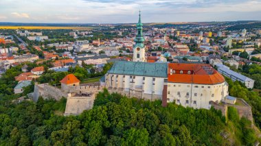 Slovakya 'daki Nitra kalesinin Panorama manzarası.