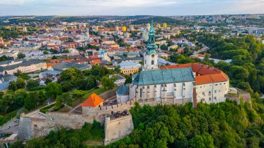 Slovakya 'daki Nitra kalesinin Panorama manzarası.