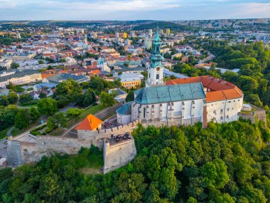 Slovakya 'daki Nitra kalesinin Panorama manzarası.