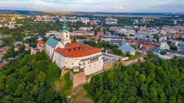 Slovakya 'daki Nitra kalesinin Panorama manzarası.