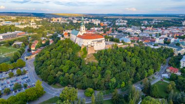 Slovakya 'daki Nitra kalesinin Panorama manzarası.