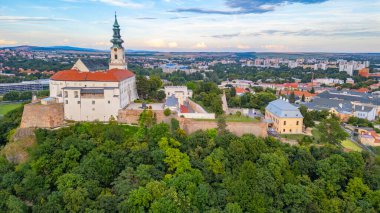 Slovakya 'daki Nitra kalesinin Panorama manzarası.