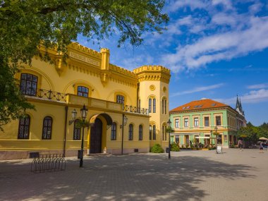 Komarno, Slovakya 'nın merkezinde yaz günü.