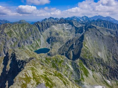 Slovakya 'da Nizne Terianske Pleso Gölü.