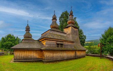 Meryem Ana 'nın Korunması Tapınağı, Mirola, Slovakya.