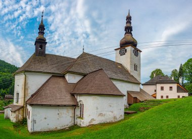 İspanya 'daki Beyaz Kilise Dolina, Slovakya.