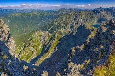 Koprova Dolina Slovakya 'nın Krivan zirvesinden izlendi.