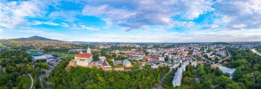 Slovakya 'daki Nitra kalesinin Panorama manzarası.