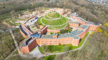 Polonya 'nın Krakow.IMAGE kentindeki Kosciuszko Tepesinin Panorama manzarası