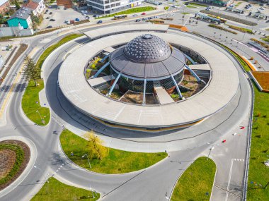 Kielce, Poland.IMAGE 'deki otobüs durağı görüntüsü