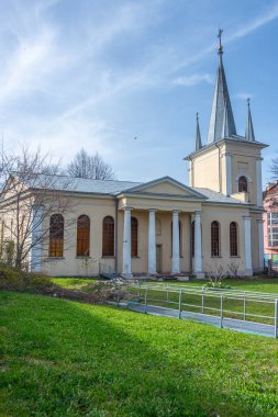 Polonya 'nın Kielce kentindeki modern kilise.