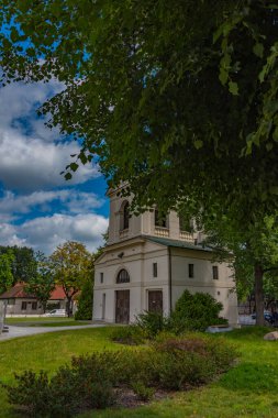 Kutsal Bakire Meryem 'in Varsayımı Katedrali ve Lowicz, Poland.IMAGE' de Aziz Nicholas.