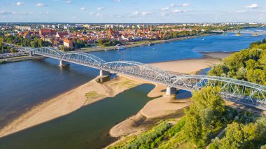 Jozef Pilsudski Köprüsü ve Torun, Poland.IMAGE panoraması