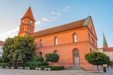 Torun 'daki Kutsal Üçleme Kilisesi, Poland.IMAGE