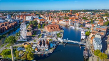 Olowianka köprüsünün arkasındaki Gdansk Panoraması, Poland.IMAGE