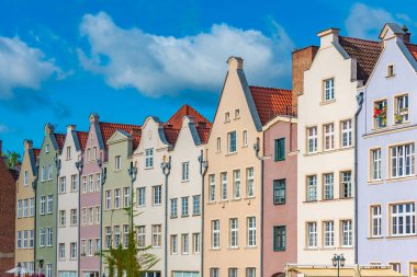 Gdansk, Poland.IMAGE 'deki Dlugi Targ Meydanı' nda renkli evler
