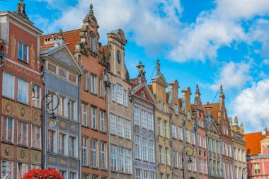 Gdansk, Poland.IMAGE 'deki Dlugi Targ Meydanı' nda renkli evler
