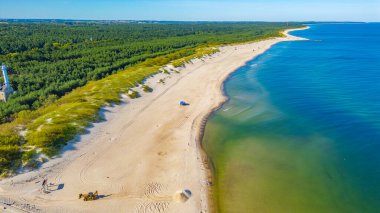 Ustka, Poland.IMAGE 'de bir plaj manzarası