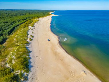 Ustka, Poland.IMAGE 'de bir plaj manzarası