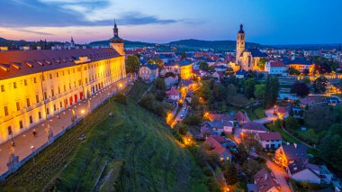 Çek Cumhuriyeti 'nde Kutna Hora' nın günbatımı manzarası.