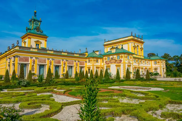 Varşova, Poland.IMAGE Wilanow Sarayı 'nda yaz günü.