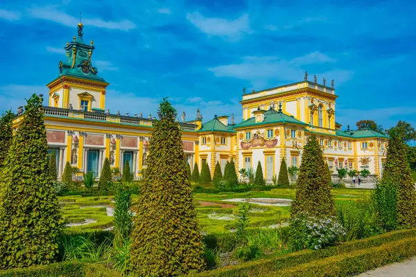 Varşova, Poland.IMAGE Wilanow Sarayı 'nda yaz günü.