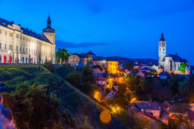 Çek Cumhuriyeti 'nde Kutna Hora' nın gece manzarası.