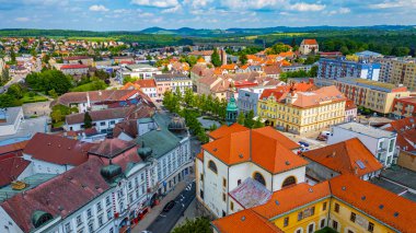 Çek Cumhuriyeti 'nin Benesov u Prahy şehir merkezinin panorama manzarası.