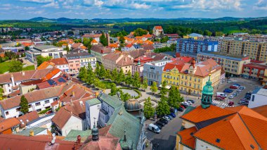 Çek Cumhuriyeti 'nin Benesov u Prahy şehir merkezinin panorama manzarası.