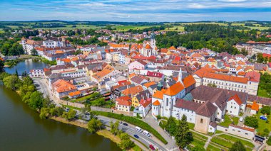 Jindrichuv Hradec 'in Çek Cumhuriyeti' ndeki Panorama görüşü.