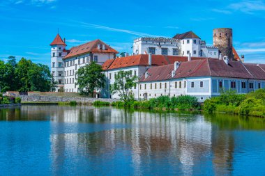 Çek kenti Jindrichuv Hradec.IMAGE 'deki kale manzarası