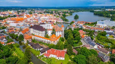 Jindrichuv Hradec 'in Çek Cumhuriyeti' ndeki Panorama görüşü.